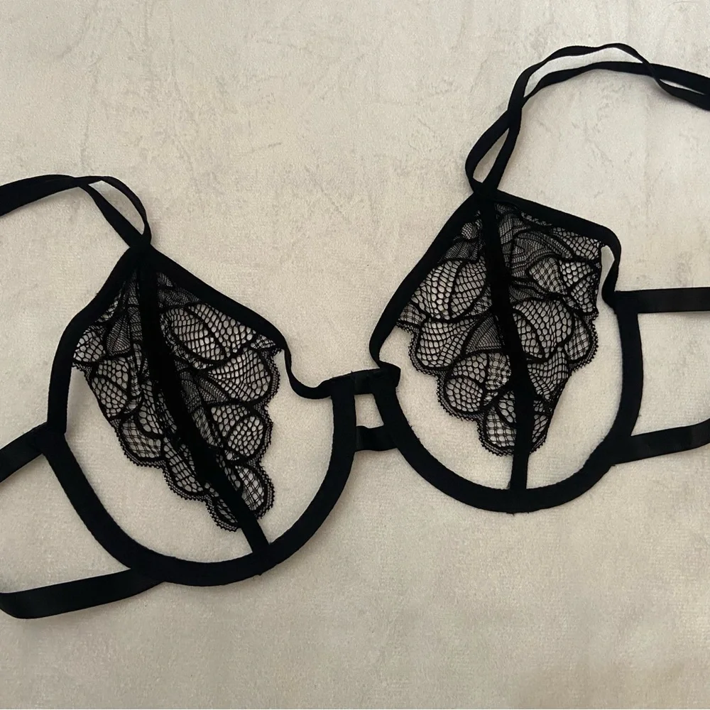 New! Bluebella Emerson open cup Black Lace unlined Strappy Bra 1804